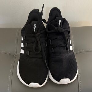 Adidas Black and White Woman Sneakers